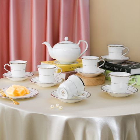 champagne_pearls_teaset_1090_1.1_78d05eca262f44a4a040f8f7996c0576_large.jpg