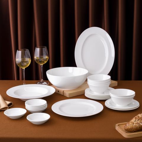 plain_white_roundplateset_asianset22_27f1f6412e7b432f9543fdf1c7142de2_large.jpg